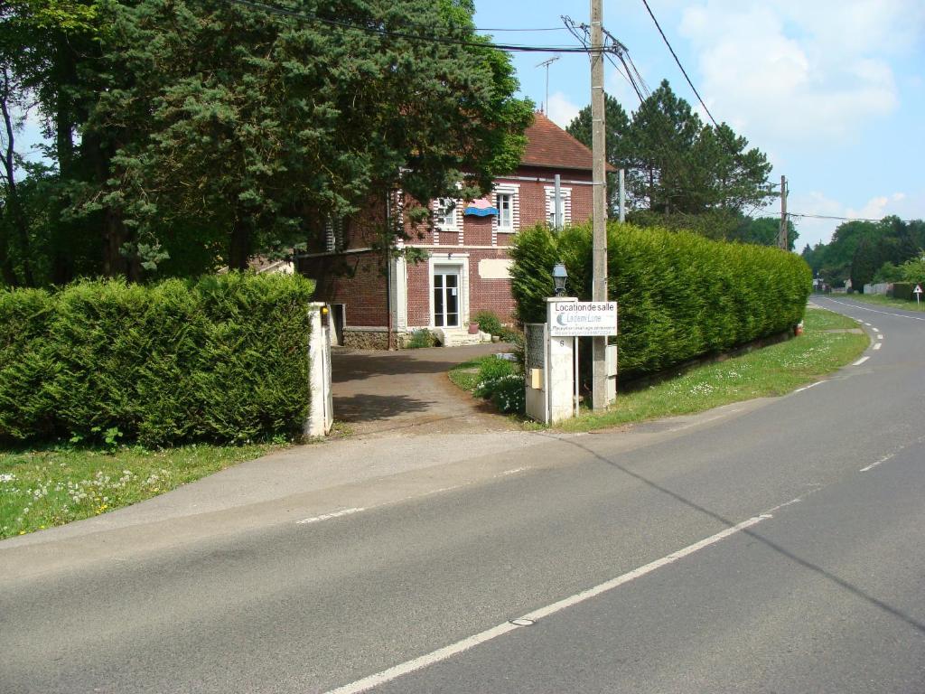 Bed and Breakfast La Demi-Lune Bailleval Экстерьер фото